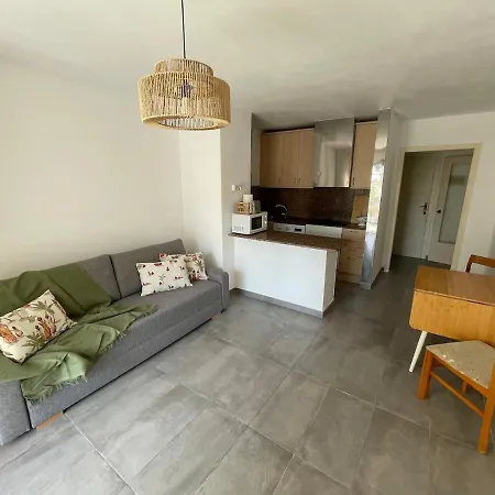 Apartament Cozy *